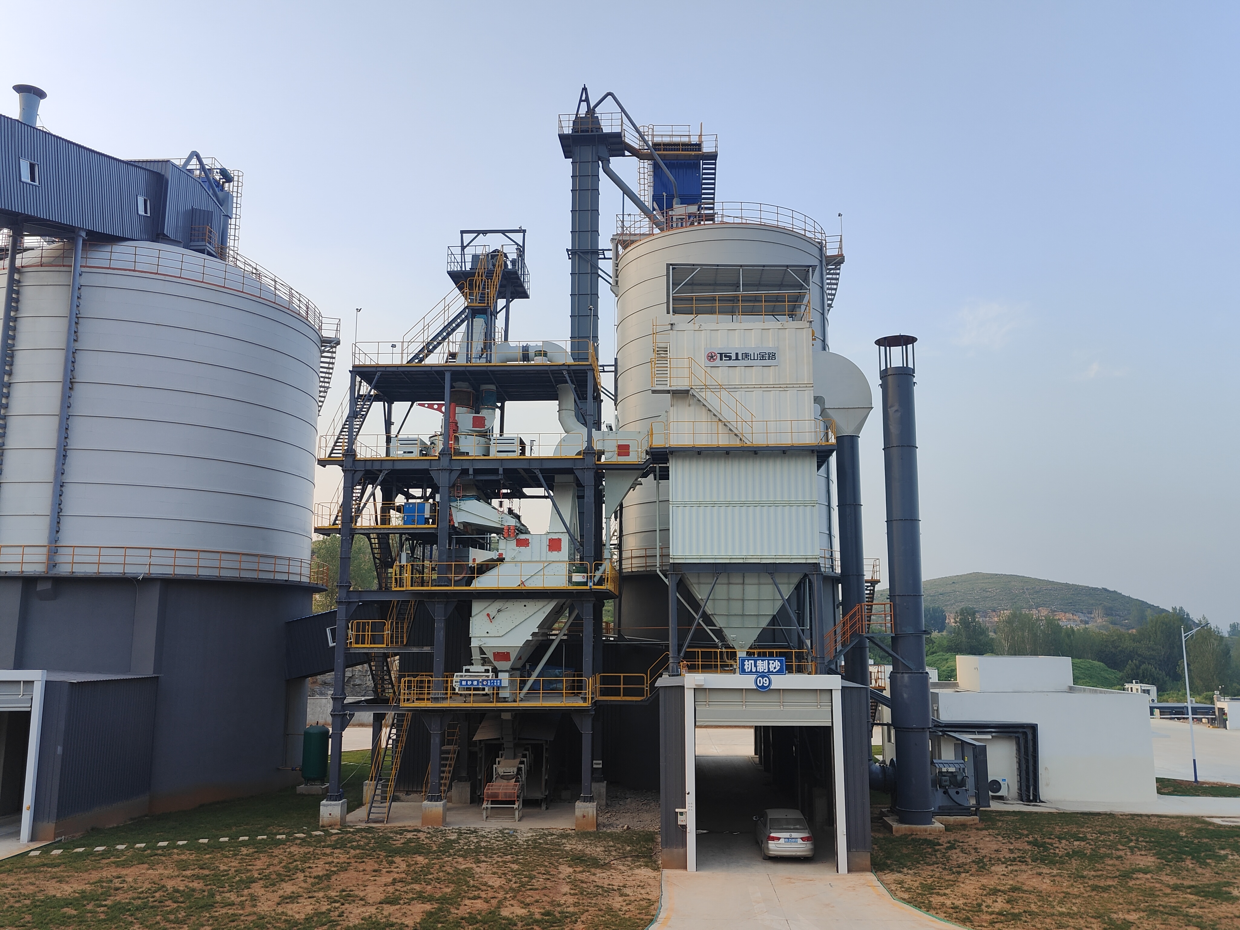 告別冬季停產(chǎn)！制砂樓干法制砂，寒冬里照樣穩(wěn)產(chǎn)增效